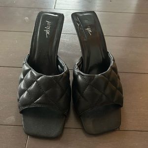 Slip on sandal heel size 8US from NastyGal